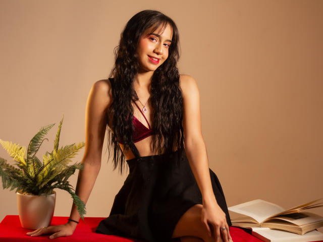 UniKate - Live sex cam - 21716625