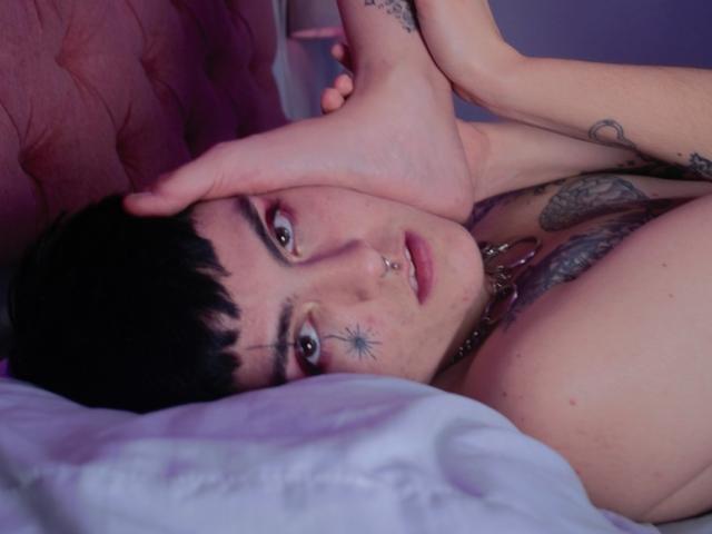 MagicalAffinity - Live sex cam - 21716813