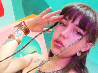 MagicalAffinity - Live sex cam - 21716857