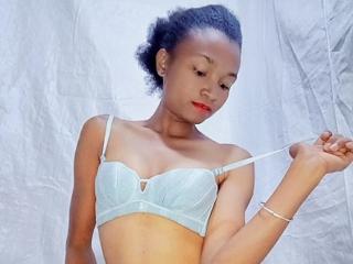 ElbaJolie - сексуальная веб-камера в реальном времени - 21717461