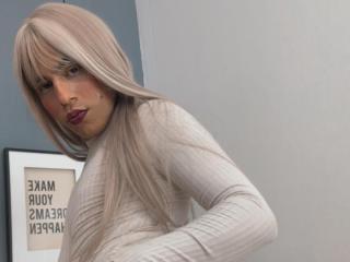 AlexxaCum - Live porn &amp; sex cam - 21717565