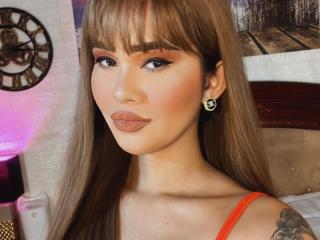 LoveMeKara - Live porn &amp; sex cam - 21719065