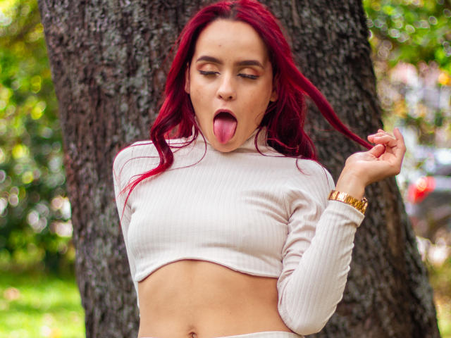 MaiaPark - פורנו בשידור חי ומצלמת סקס - 21719781