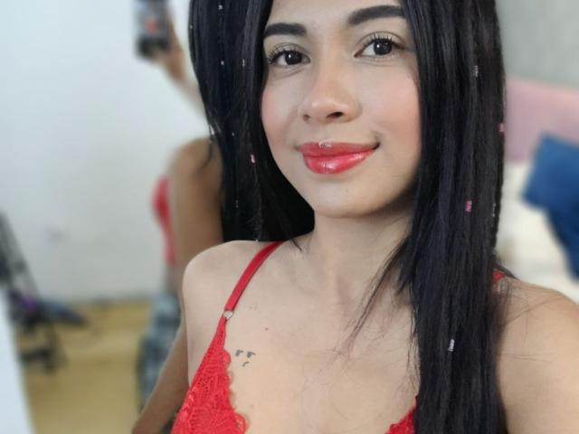 CoralHotReed - Live porn &amp; sex cam - 21727877