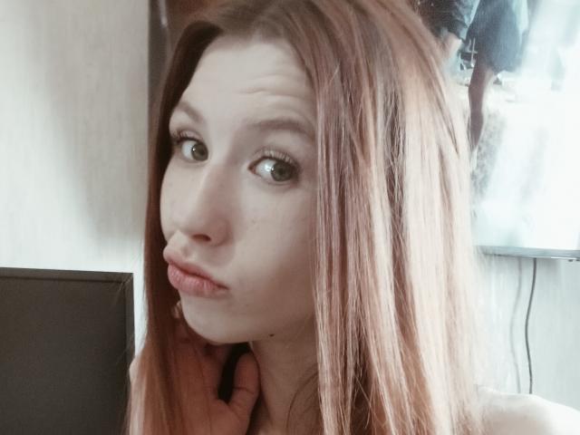 AngelinaBlue69 - сексуальная веб-камера в реальном времени - 21728393