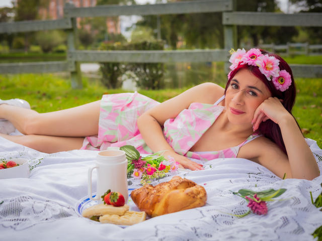 AllisonVeega - Camera khiêu dâm &amp; quyến rũ trực tiếp - 21731593