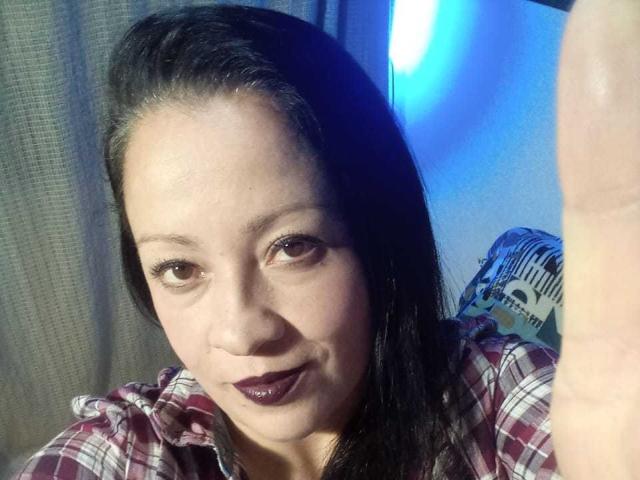 CharloteEzra - Camera khiêu dâm &amp; quyến rũ trực tiếp - 21733181