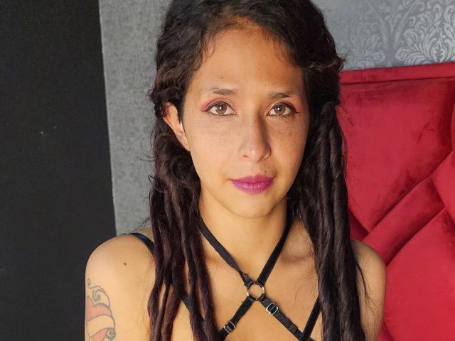 JadeBlacker - Live porn &amp; sex cam - 21733745