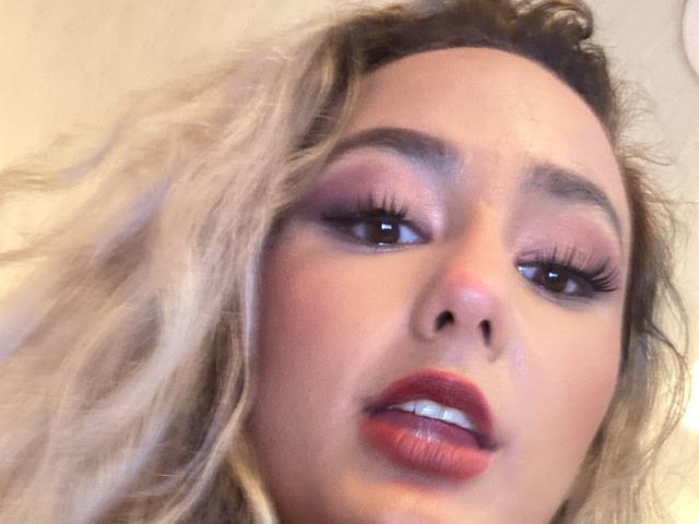 FloraSaenz - Live porn &amp; sex cam - 21734185