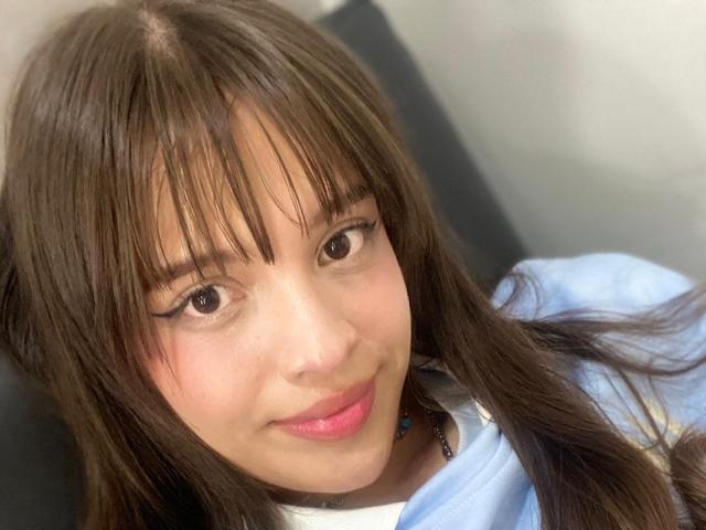 MelodySwet - Live porn &amp; sex cam - 21738333