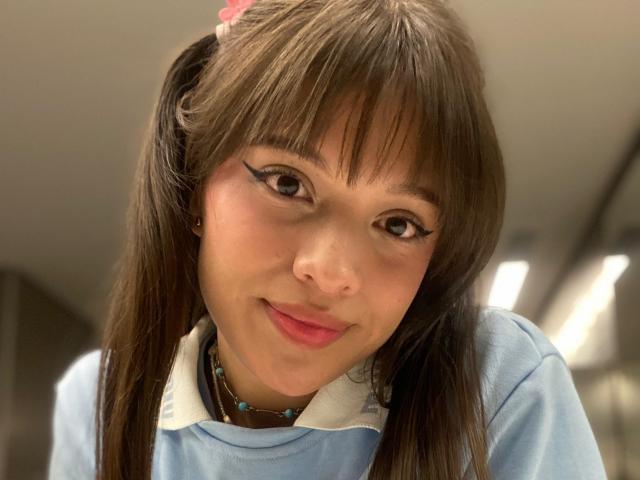 MelodySwet - Sexe cam en vivo - 21738357