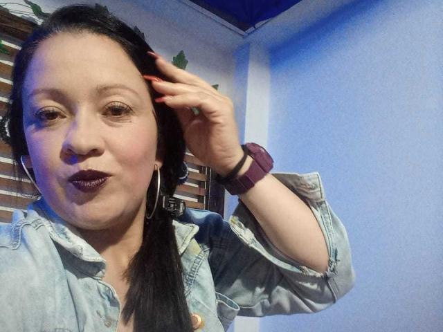 CharloteEzra - Live porn &amp; sex cam - 21739341