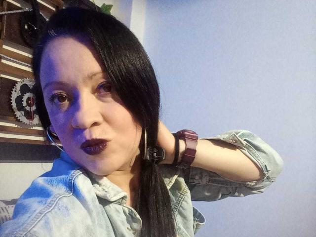 CharloteEzra - Live porno og sexkamera - 21739381