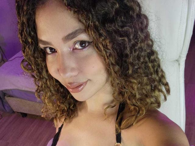 KendallPiierce69 - Live porn &amp; sex cam - 21744457