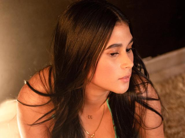 EmmaRuizz - Live porn &amp; sex cam - 21744585