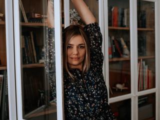 KrissSexi - Camera khiêu dâm &amp; quyến rũ trực tiếp - 21748397