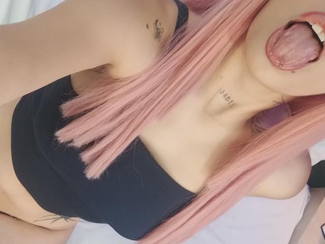 MartinaPalmer - Live porn &amp; sex cam - 21750381