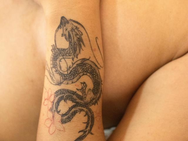 IrissRouse - сексуальная веб-камера в реальном времени - 21750957