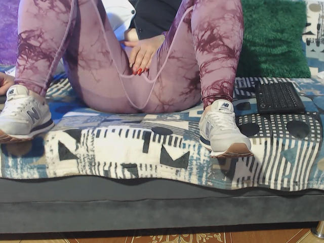 CharloteEzra - Sexe cam en vivo - 21751153