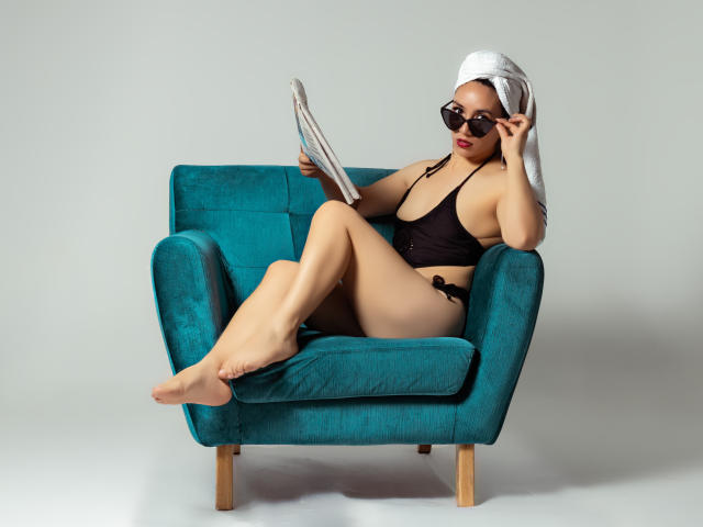 CelesterJones - פורנו בשידור חי ומצלמת סקס - 21751221