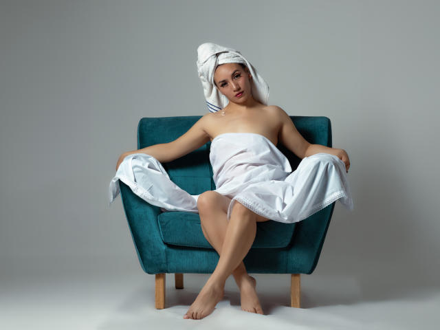 CelesterJones - Live porn &amp; sex cam - 21751245