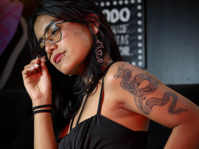 MeganHonney - Live porn &amp; sex cam - 21751353