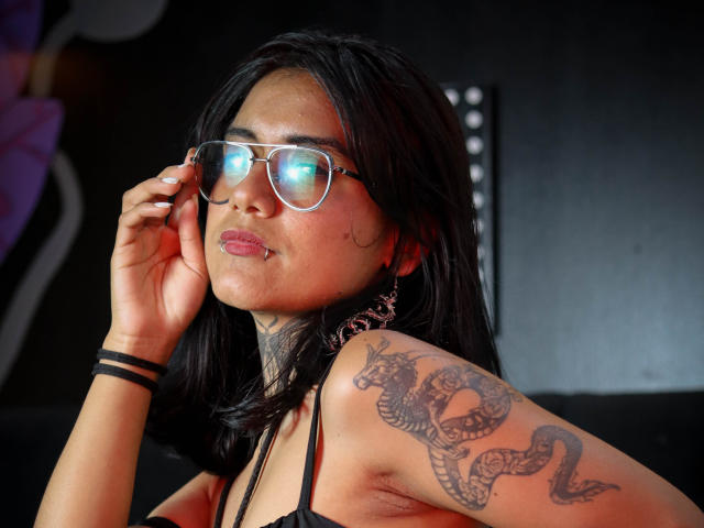 MeganHonney - Live porn &amp; sex cam - 21751361