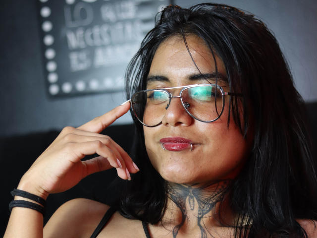 MeganHonney - Live porn &amp; sex cam - 21751397