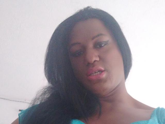 XiomaraTsbbc - Live porn &amp; sex cam - 21751493