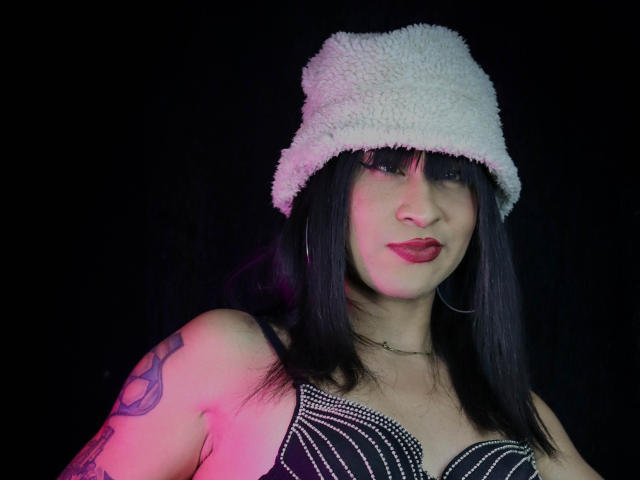 BuxCaroline - Live porn &amp; sex cam - 21751649