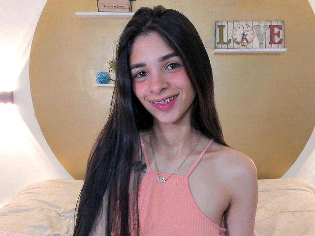 LisaBrunett - פורנו בשידור חי ומצלמת סקס - 21752049