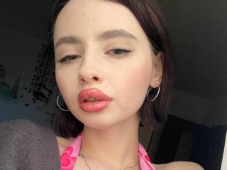 EllaAndDani - Live porn &amp; sex cam - 21752505