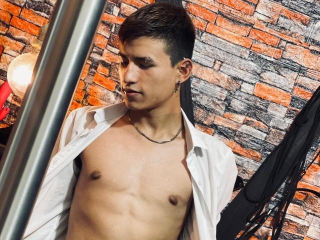 JoshuaScottX - сексуальная веб-камера в реальном времени - 21752793