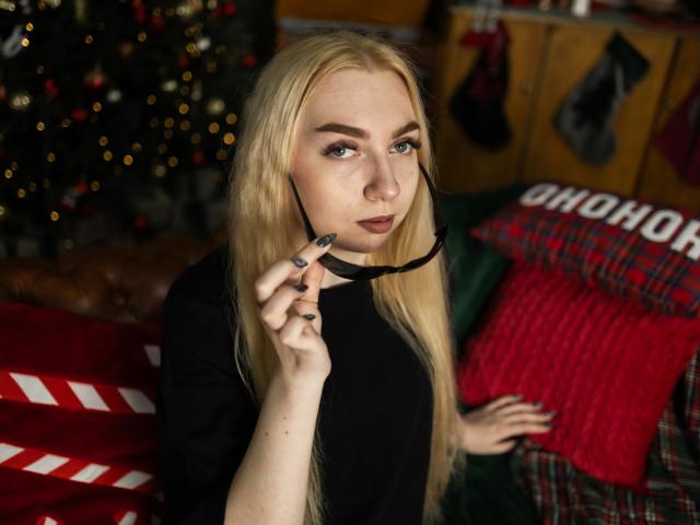 BeatriceFly - Live Sex Cam - 21756721