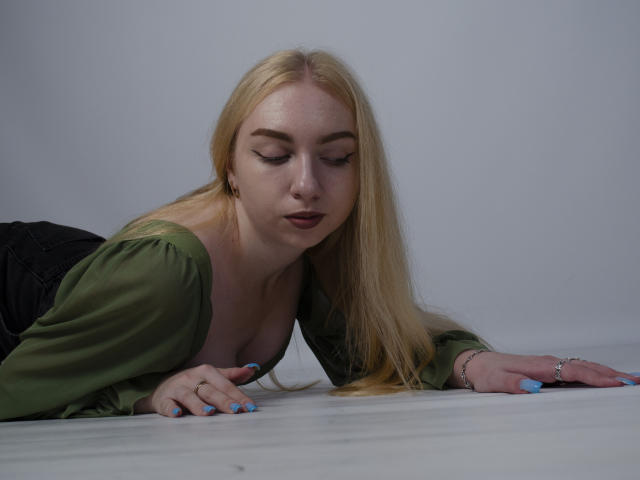 BeatriceFly - Live sex cam - 21757485