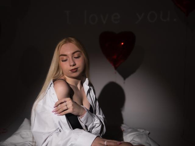 BeatriceFly - Live sex cam - 21757561