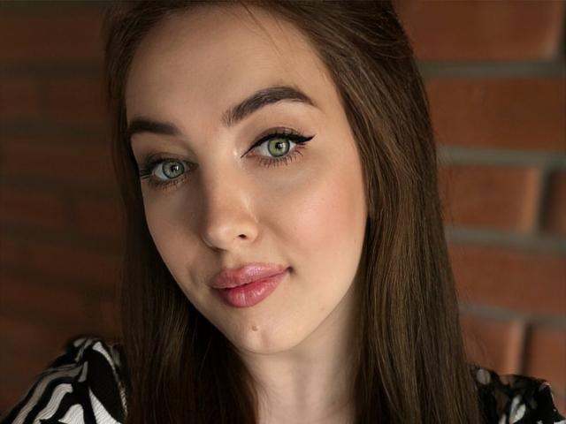 KaleyReed - פורנו בשידור חי ומצלמת סקס - 21757749