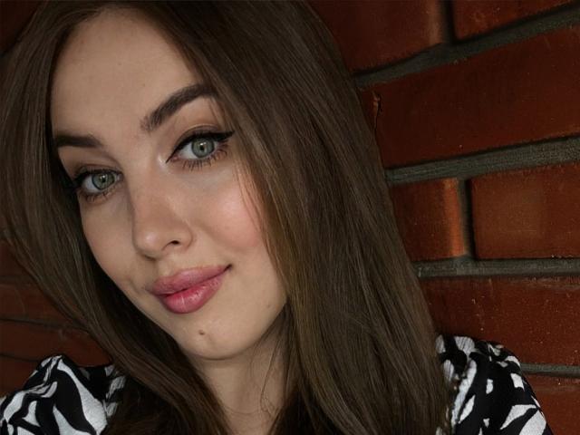 KaleyReed - сексуальная веб-камера в реальном времени - 21757861