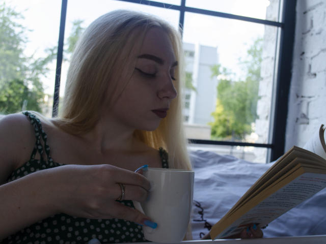 BeatriceFly - Live porn &amp; sex cam - 21757945