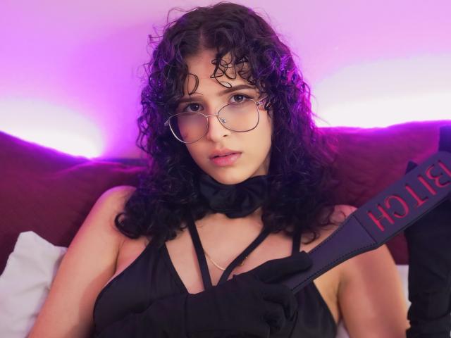 ThaliiaGomez - Live Sex Cam - 21758993