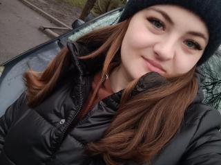 EmilyMeadow - сексуальная веб-камера в реальном времени - 21759937