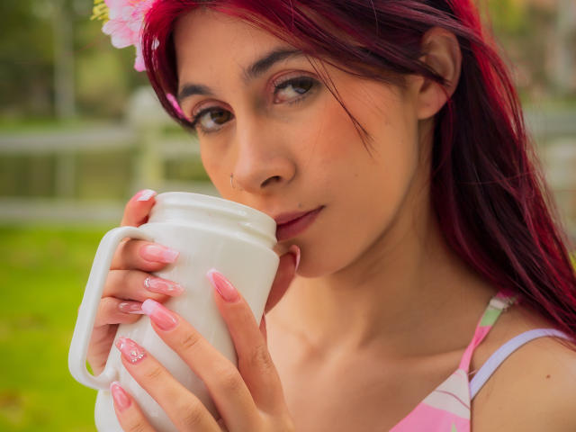 AllisonVeega - Live porn &amp; sex cam - 21760273