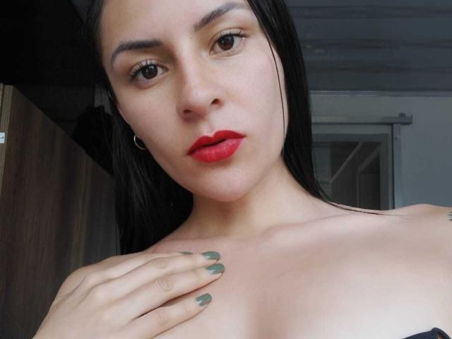 HayleeWaner - Live sex cam - 21761109