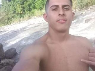 SpartakusHot - Camera khiêu dâm &amp; quyến rũ trực tiếp - 21761185