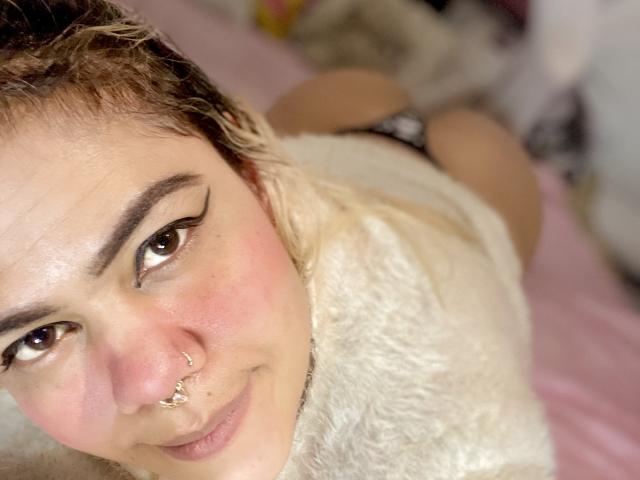 TarahDustin - Élő pornó és szexkamera - 21761653