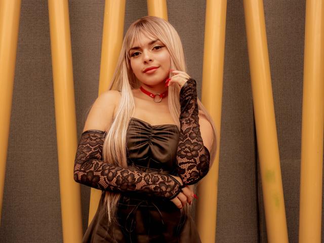 AlySnow - פורנו בשידור חי ומצלמת סקס - 21766549