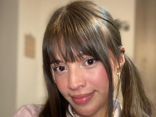 MelodySwet - Live Sex Cam - 21768985