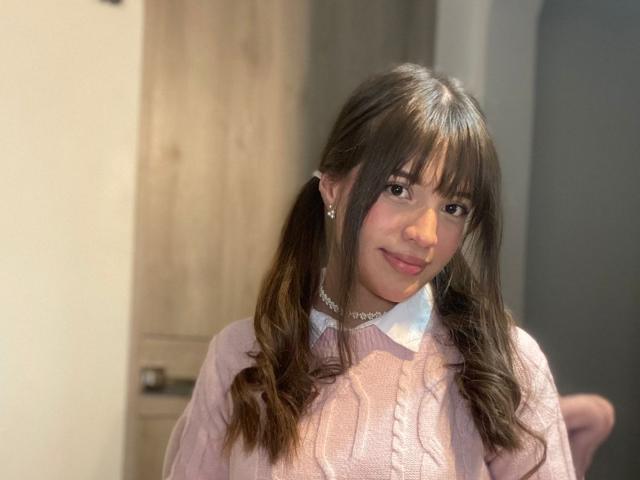 MelodySwet - Live sex cam - 21769009