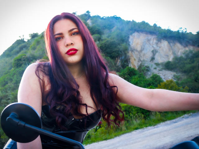 SamanthaHarper - Live porn &amp; sex cam - 21770373