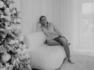 EvaSeyv - Live Sex Cam - 21774369